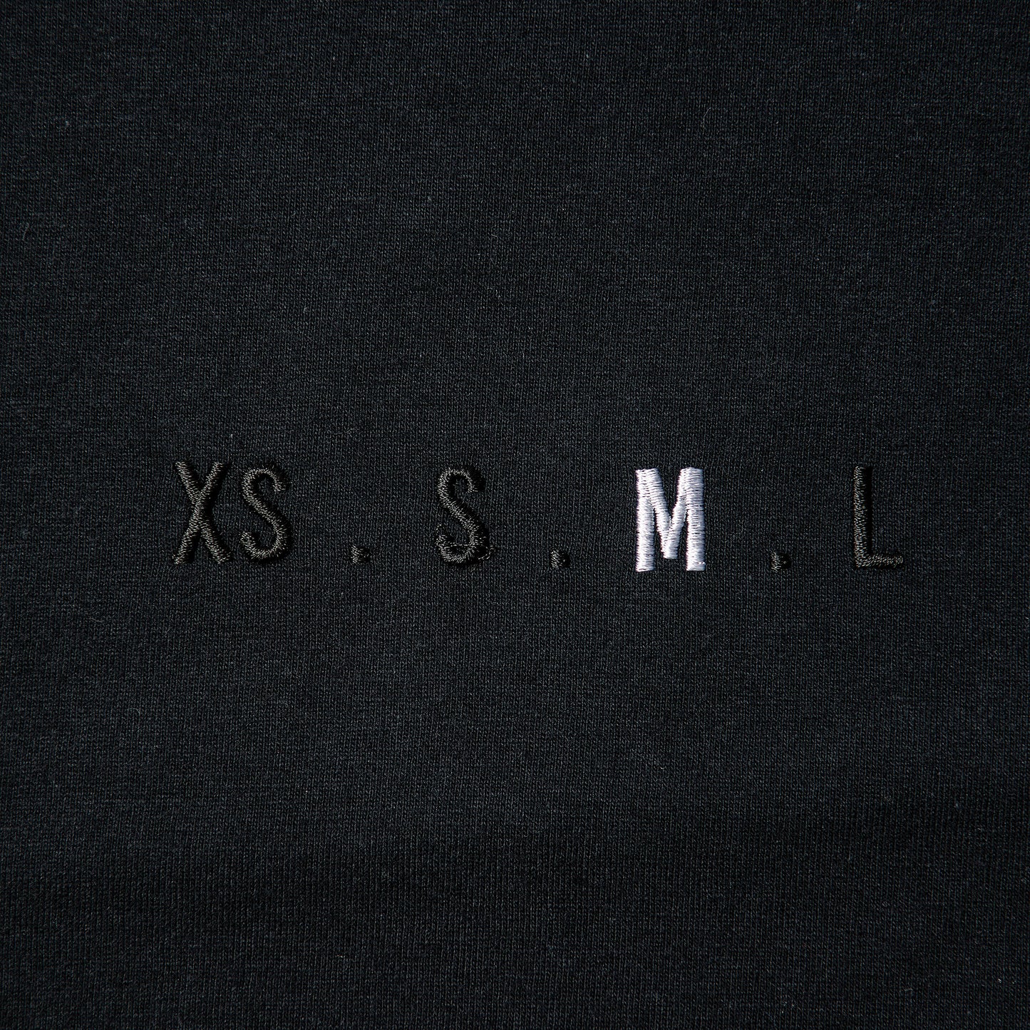 XS.S.M.L Embroidery T-Shirt BLACK M